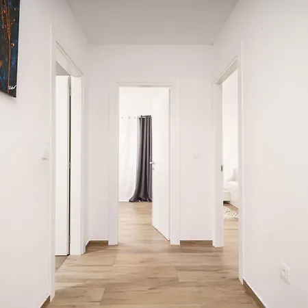Mango Tourist Apartment Vodice Kültér fotó