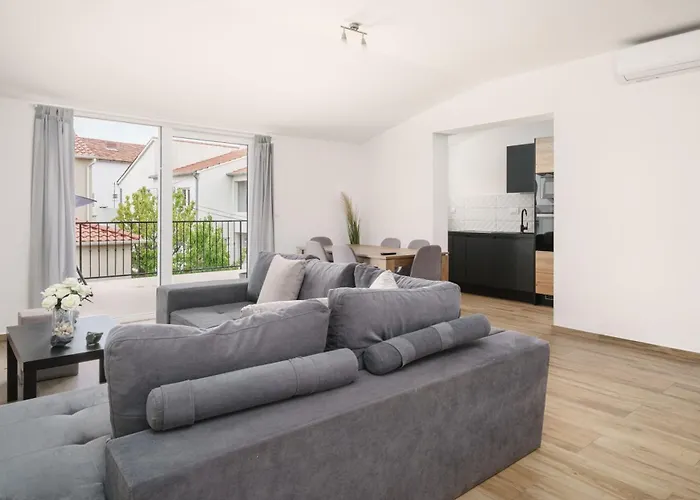 Mango Tourist Apartment